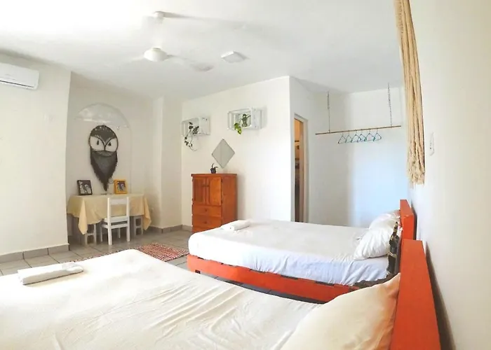La Izsla Art Suites Aparthotel