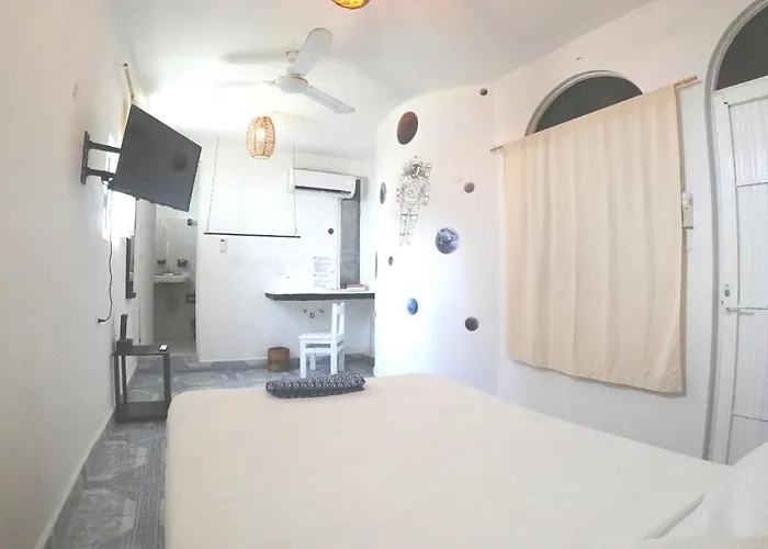 La Izsla Art Suites Aparthotel *